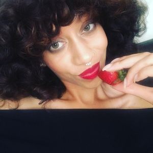 Meet your Posher, Sharon